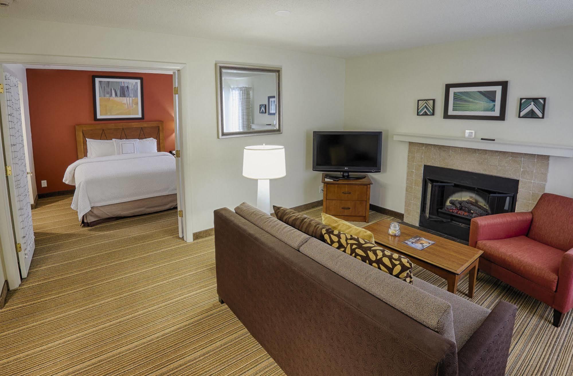 Albany Airport Inn And Suites Latham Buitenkant foto