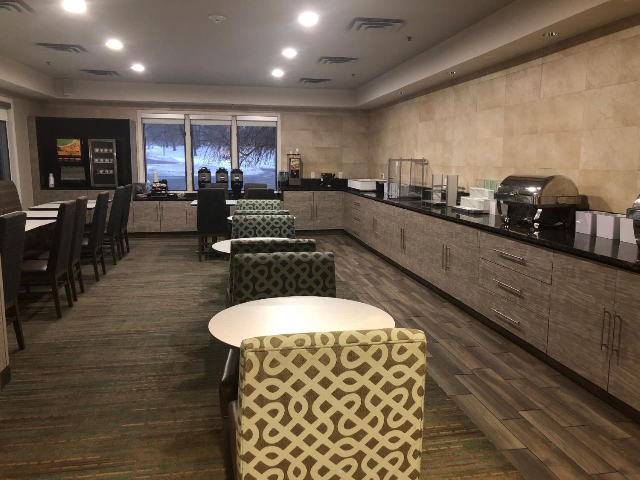 Albany Airport Inn And Suites Latham Buitenkant foto